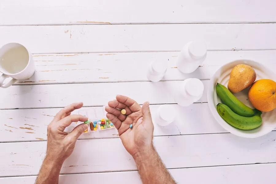 influencia-da-dieta-e-estilo-de-vida-ao-tomar-medicamentos-especiais