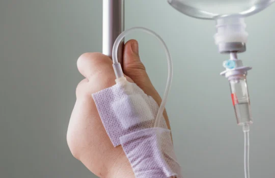 Infliximabe para tratar doenças inflamatórias crônicas